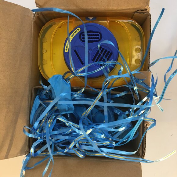 Zuru Bunch-O-Balloons Self-Sealing Party Balloons Pump - Picture 7 of 15